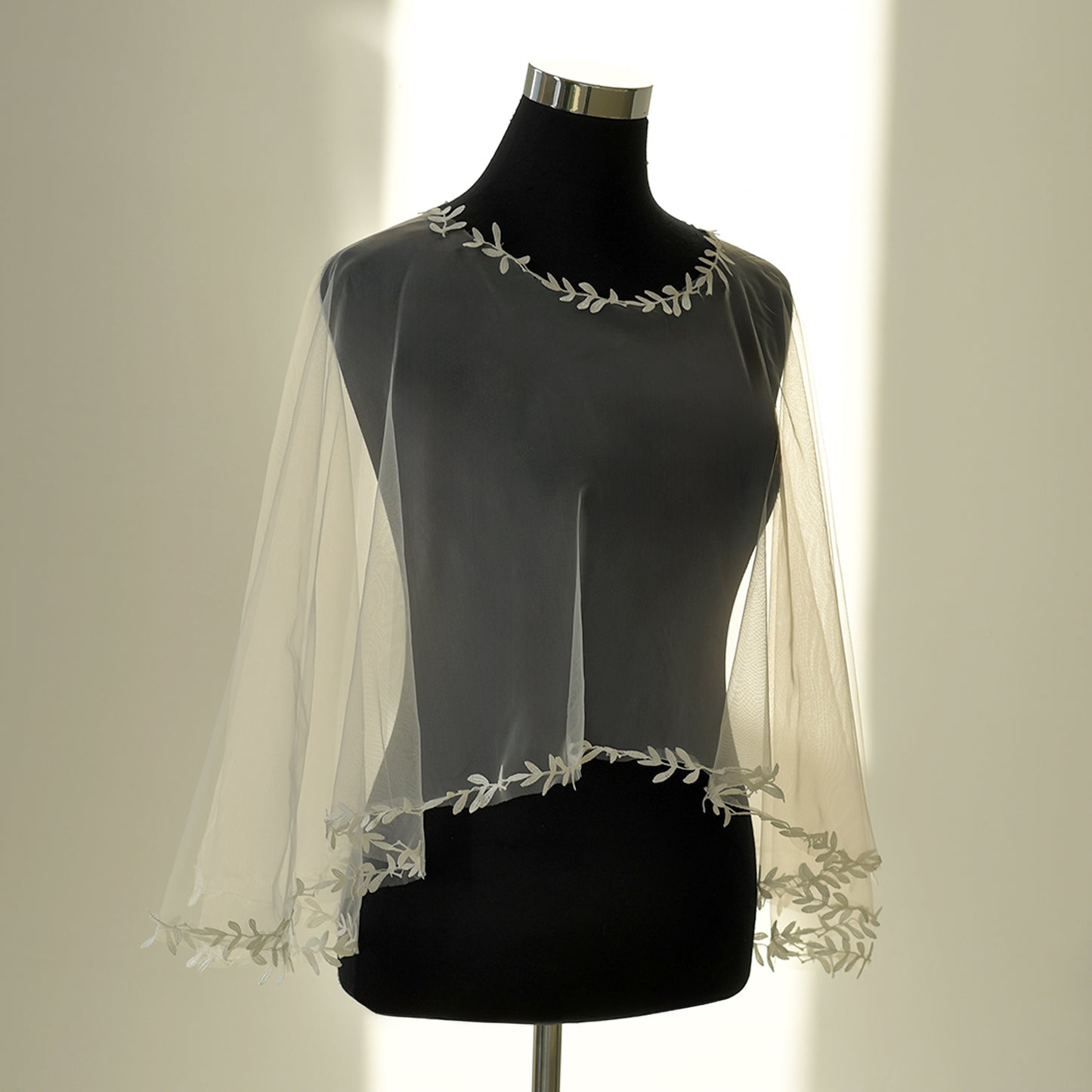 BRIDELLA BMG33 A Leaf Lace Bridal Shawl For Women Short Pullover Top A Wedding Dress Accessory