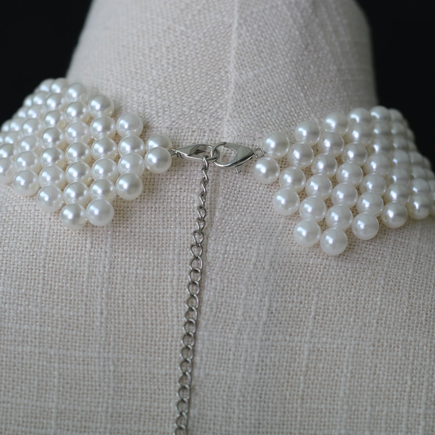 VG102 white pearl shawl