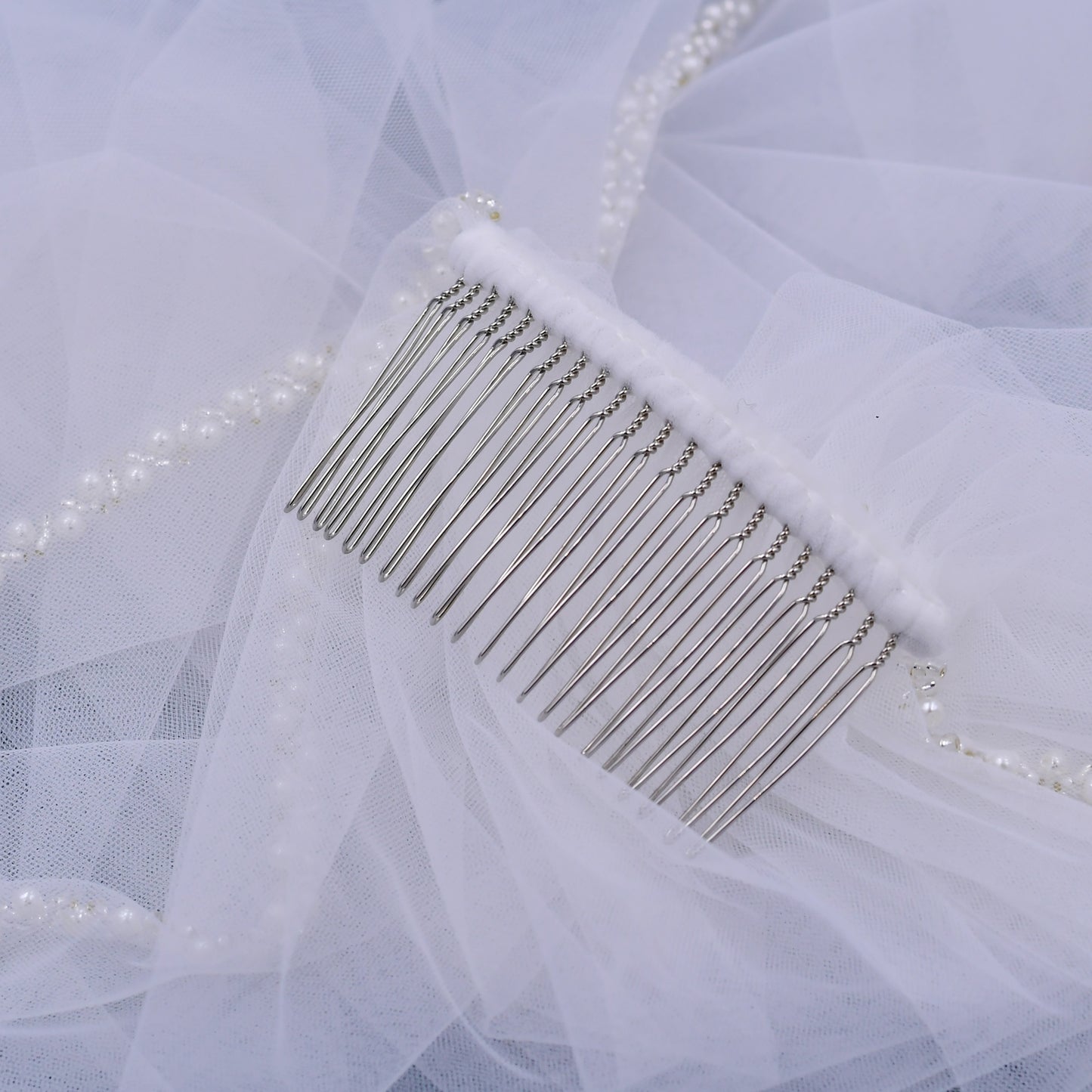 BRIDELLA BV156 1 Piece Hand Beaded Single Layer Fingertip Length Bridal Veil Suitable For Weddings Wedding Photos With Hair Comb