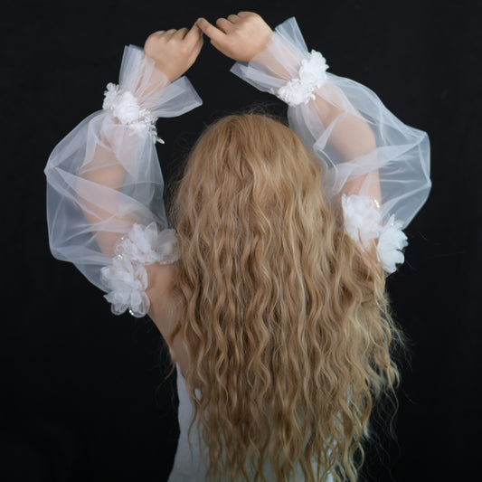 VM36 ivory mesh flower gloves