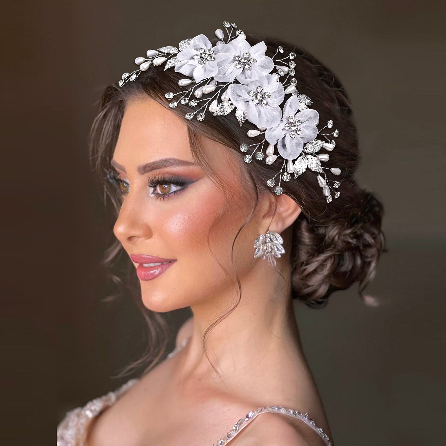 BRIDELLA BHP756 Trendy Bride Flower Comb Pearl Wedding Headwear Women Side Comb Hair Accessories Floral Tiaras Headpiece