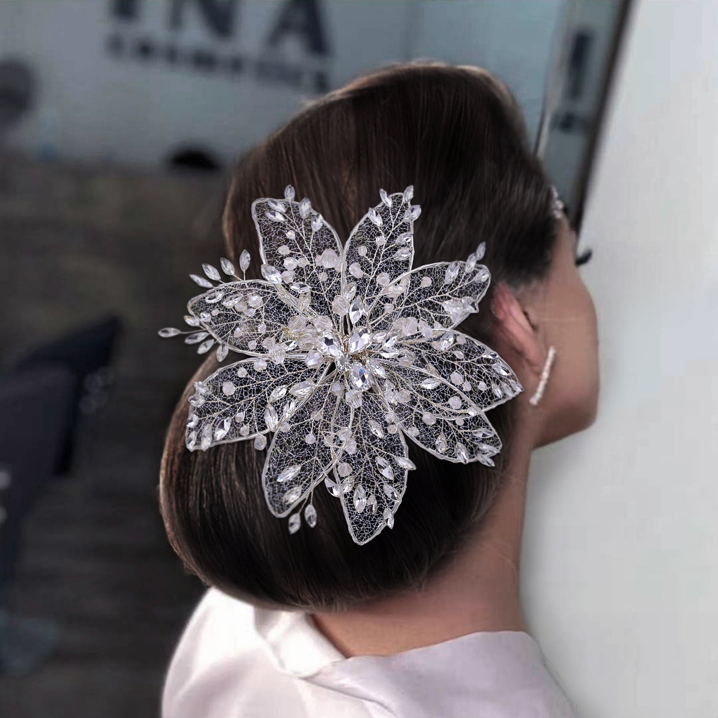 BRIDELLA BHP217 Vintage Hairwear Wedding Hair Jewelry Bridal Crown Silver Rhinestone Wedding Tiara Feather Wedding Headpieces