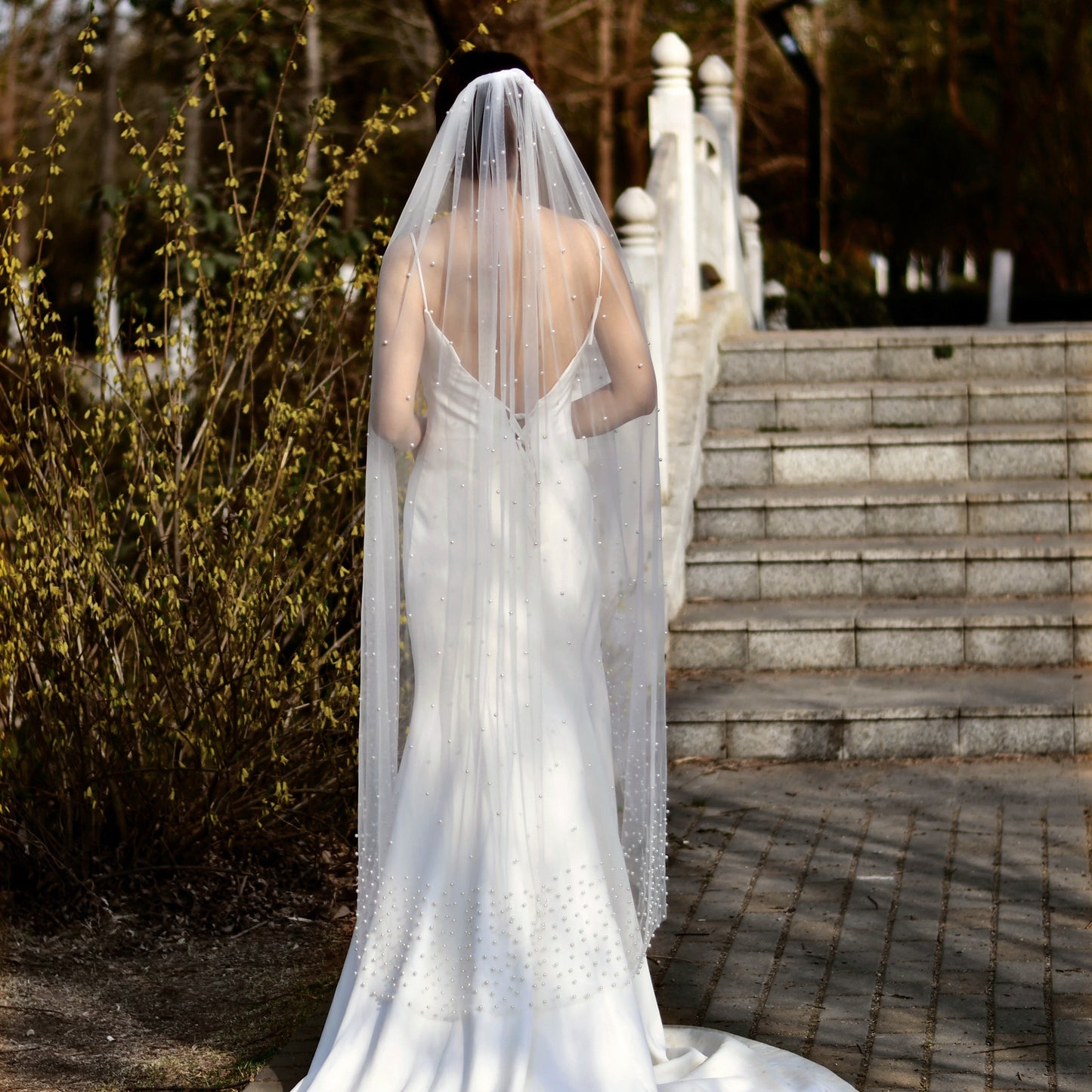 BRIDELLA BV10 Single Waltz Length Curved Pearl Bridal Veil with Comb