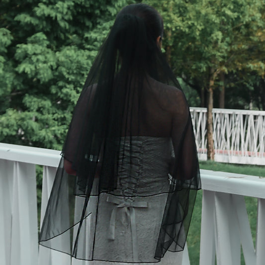 V15-B black mesh hair comb