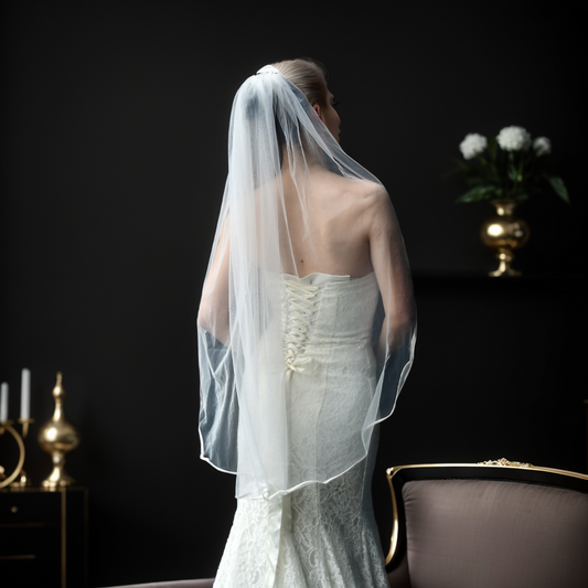 V21-IY1 ivory mesh veil