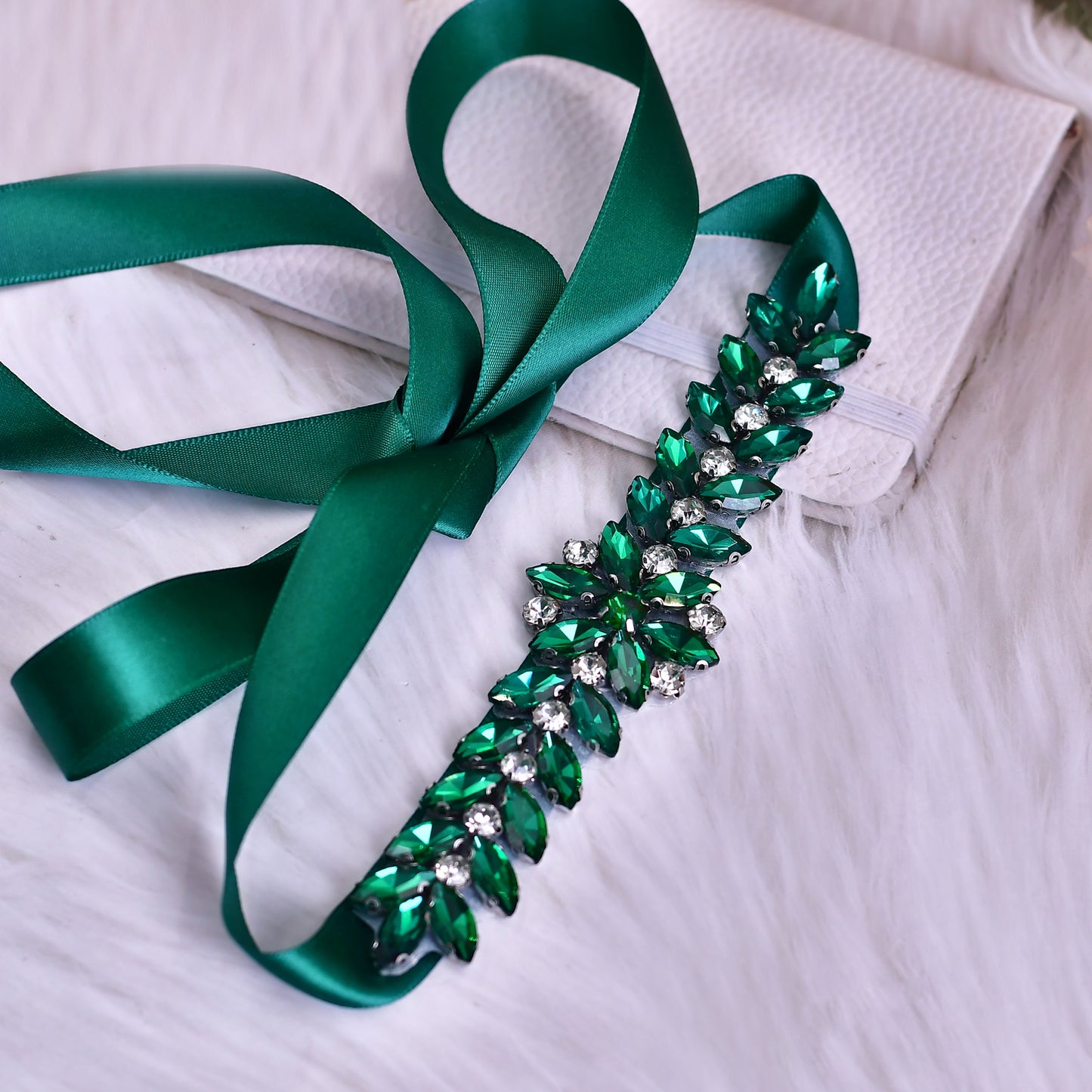 BRIDELLA BS69KL Creative Versatile Hole Green Elegant Waist Accessory Handmade Bridal Belt
