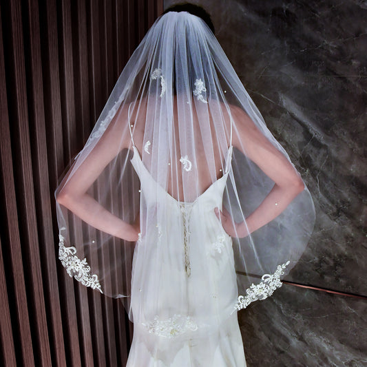 M33-W ivory lace mesh hair comb