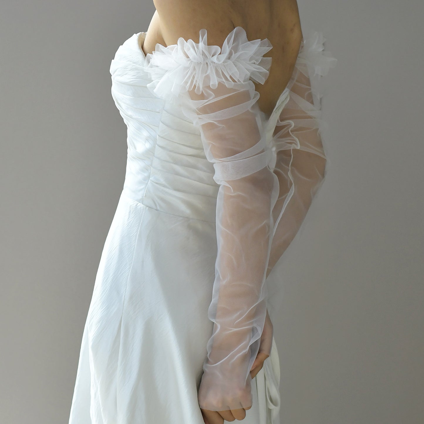 BRIDELLA BMM07 White Bridal Glove Tulle Fluffy Veil Wedding Detachable Sleeve For Woman Party Accessories