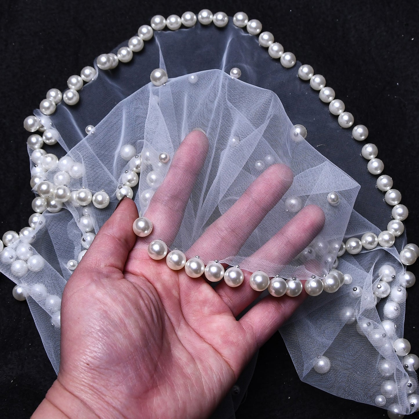 VA10-I white pearl mesh hair comb