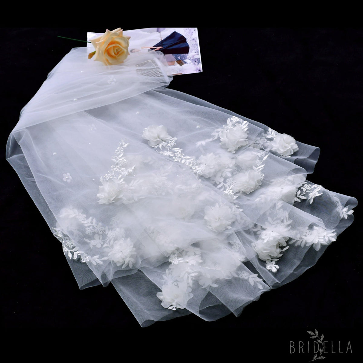 V122-I white pearl lace hair comb