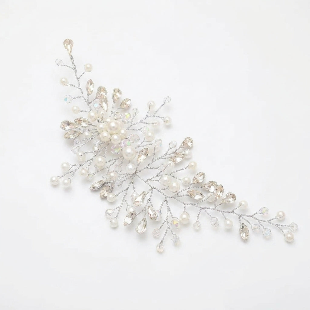 Beautiful elegant pearl white bride wedding accessories headwear