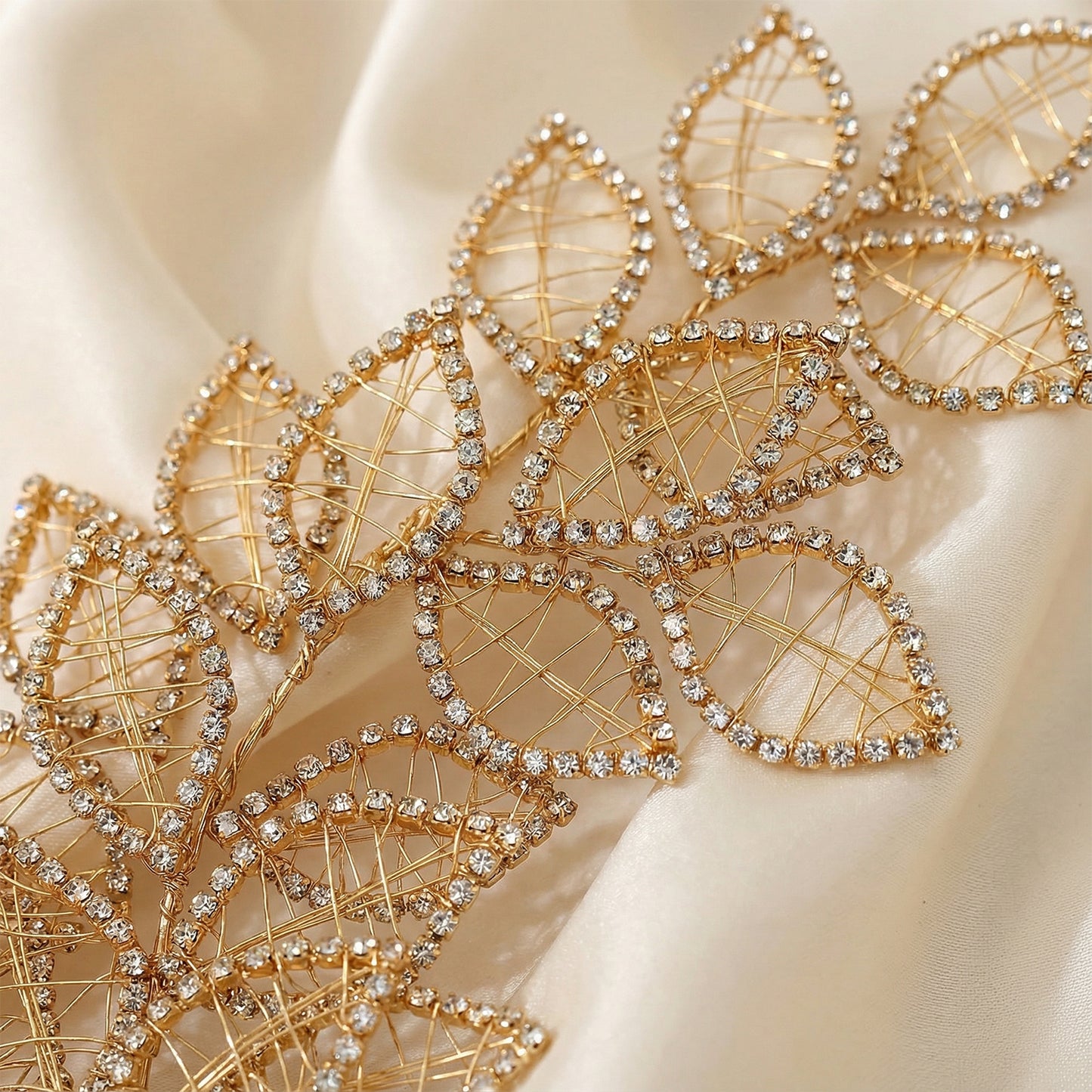 Bridella BHP256-G Gold Rhinestone Crown