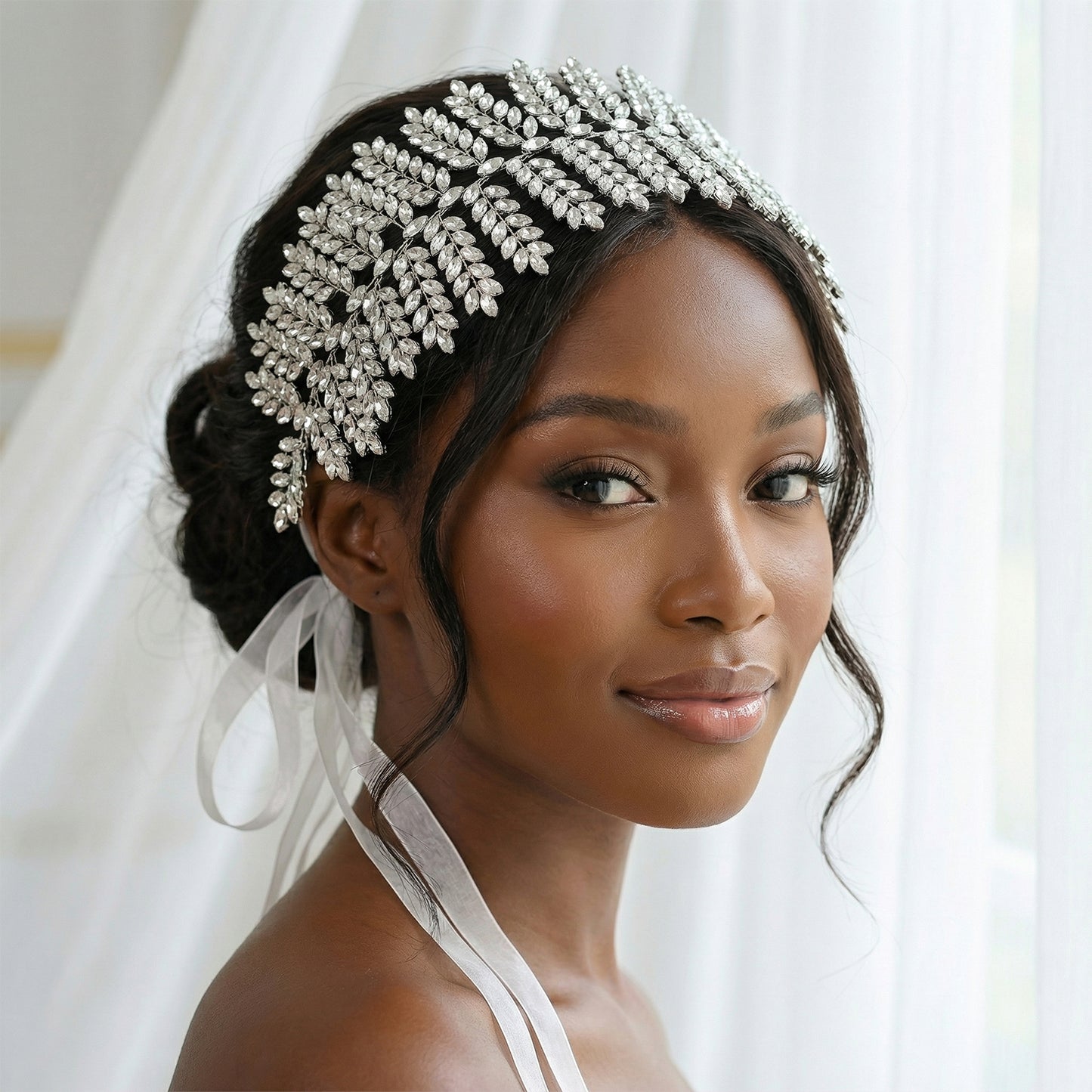 Bridella BHP238-S Silver Rhinestone Crown