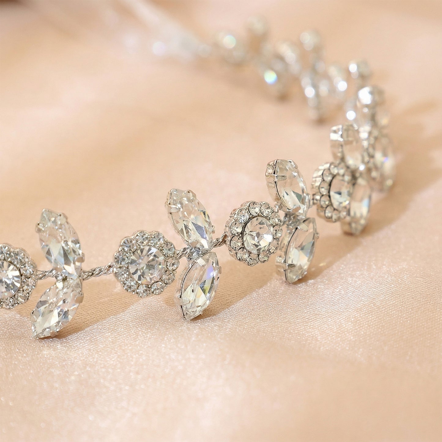 Bridella BHP309-S Sliver Rhinestone Crown