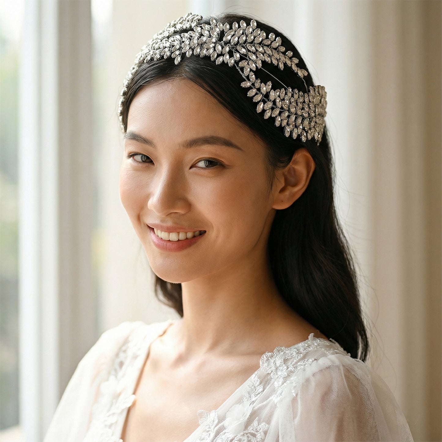 Bridella BHP444-S Silver Rhinestone & Pearl Crown