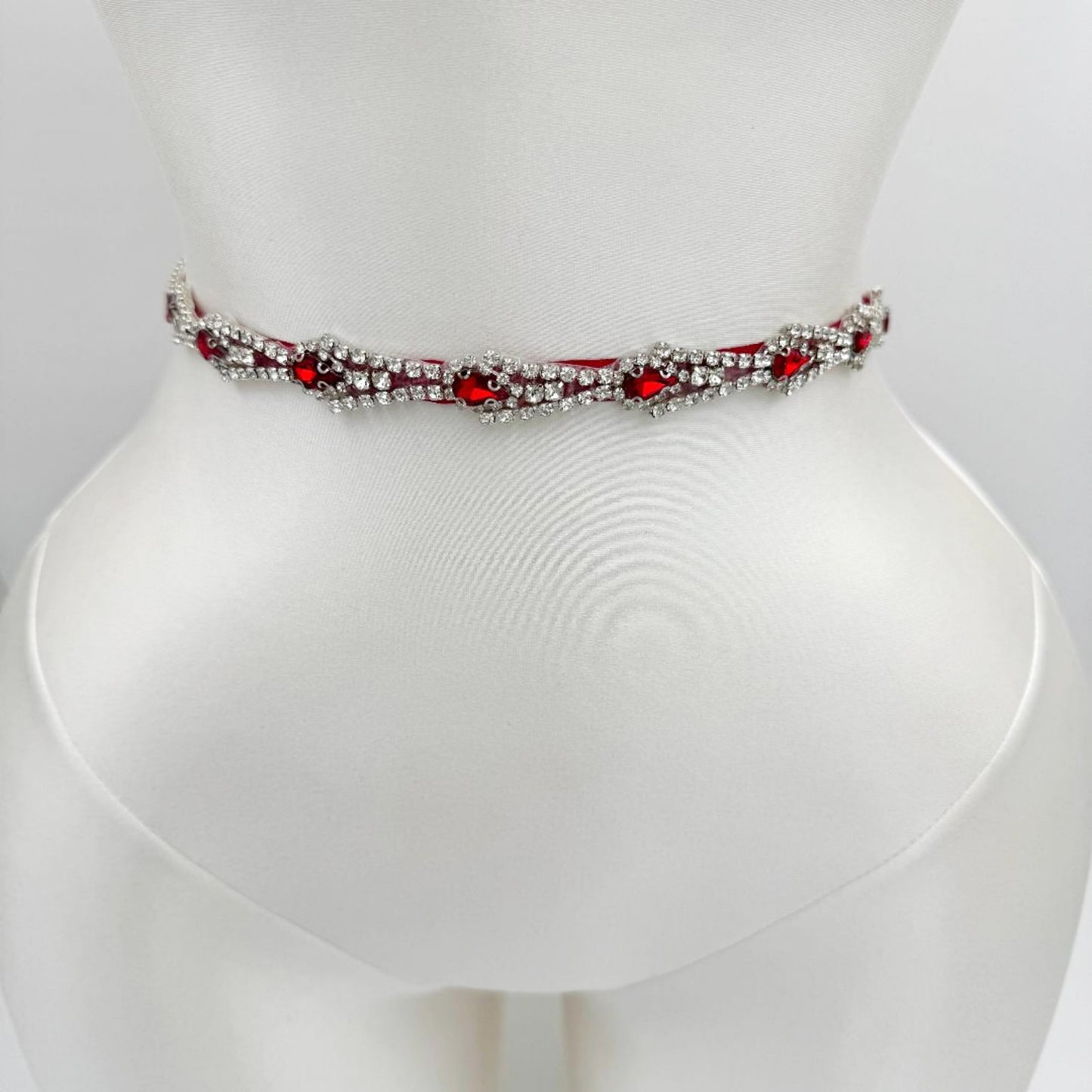 BS31R red rhinestone belt