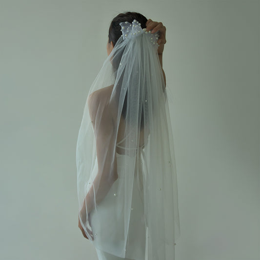 M39-I white pearl mesh hair comb