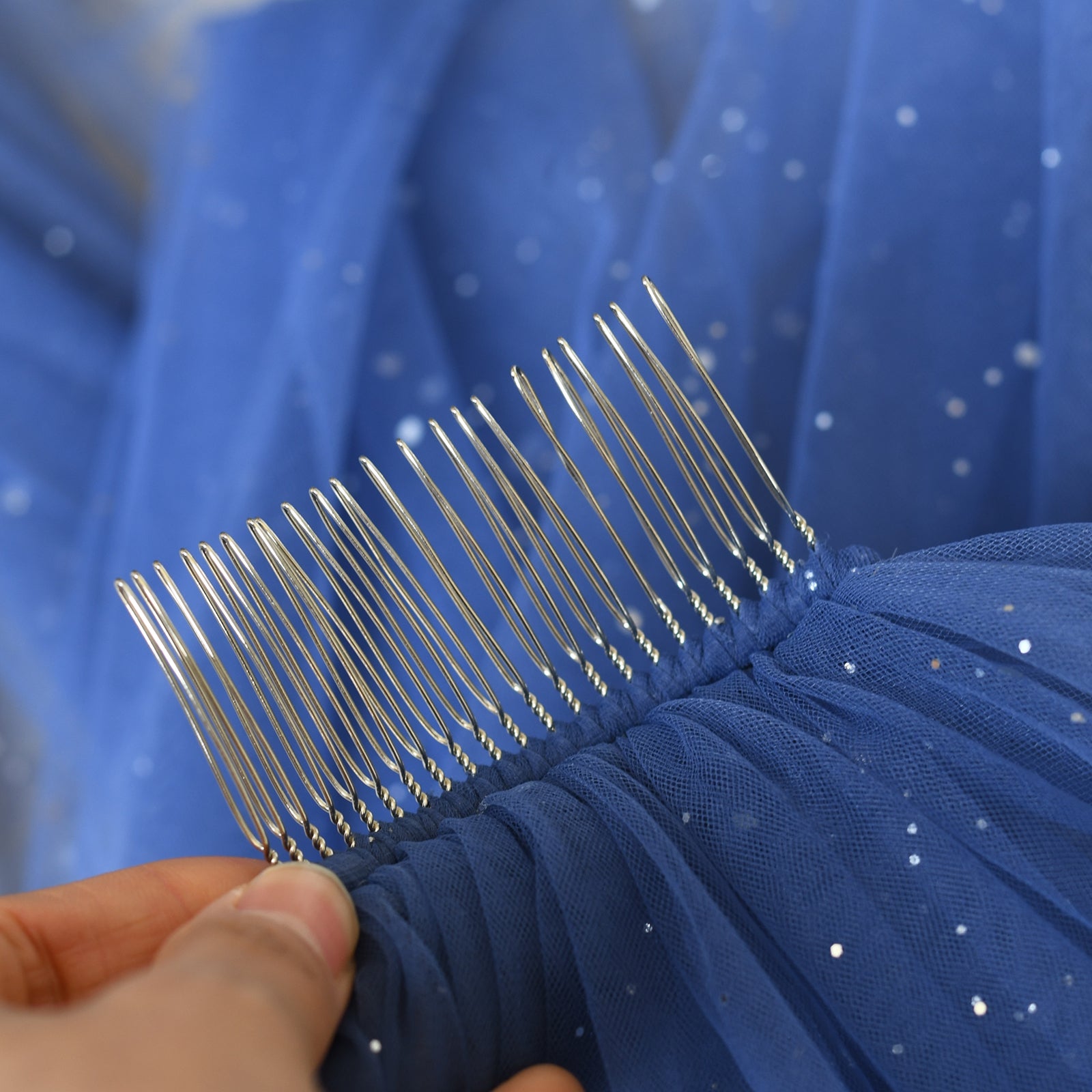 V268-LY3 blue mesh veil