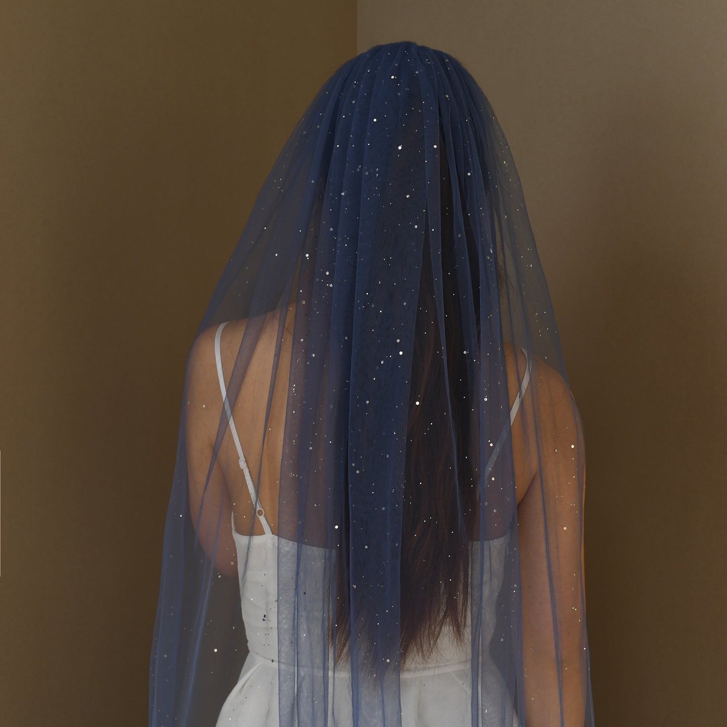 V268-LY3 blue mesh veil