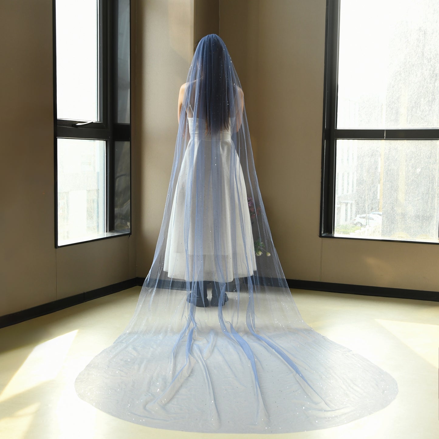 V268-LY3 blue mesh veil