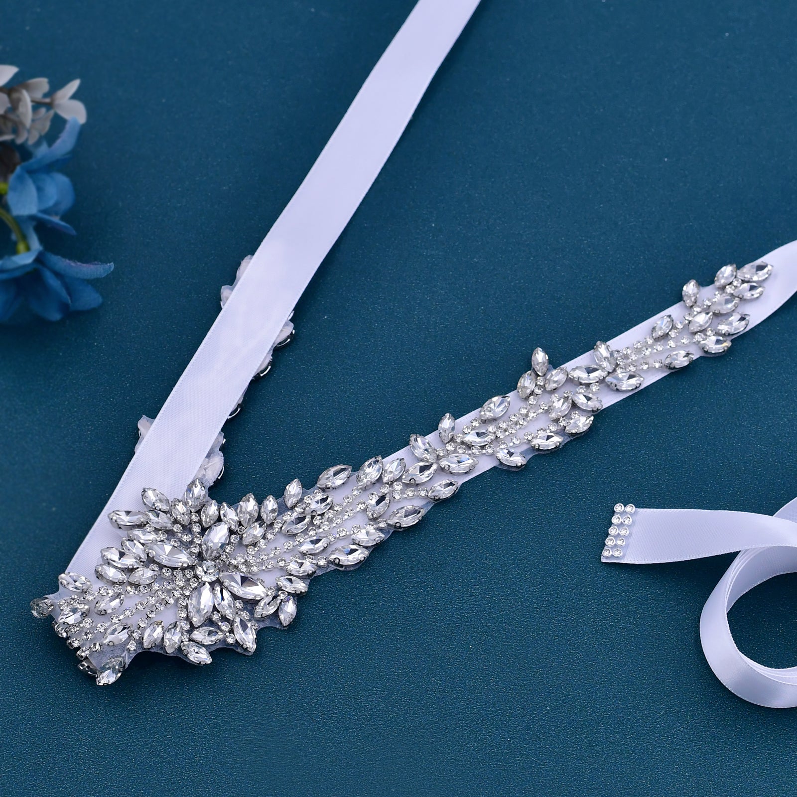 BS11-White silver rhinestone belt