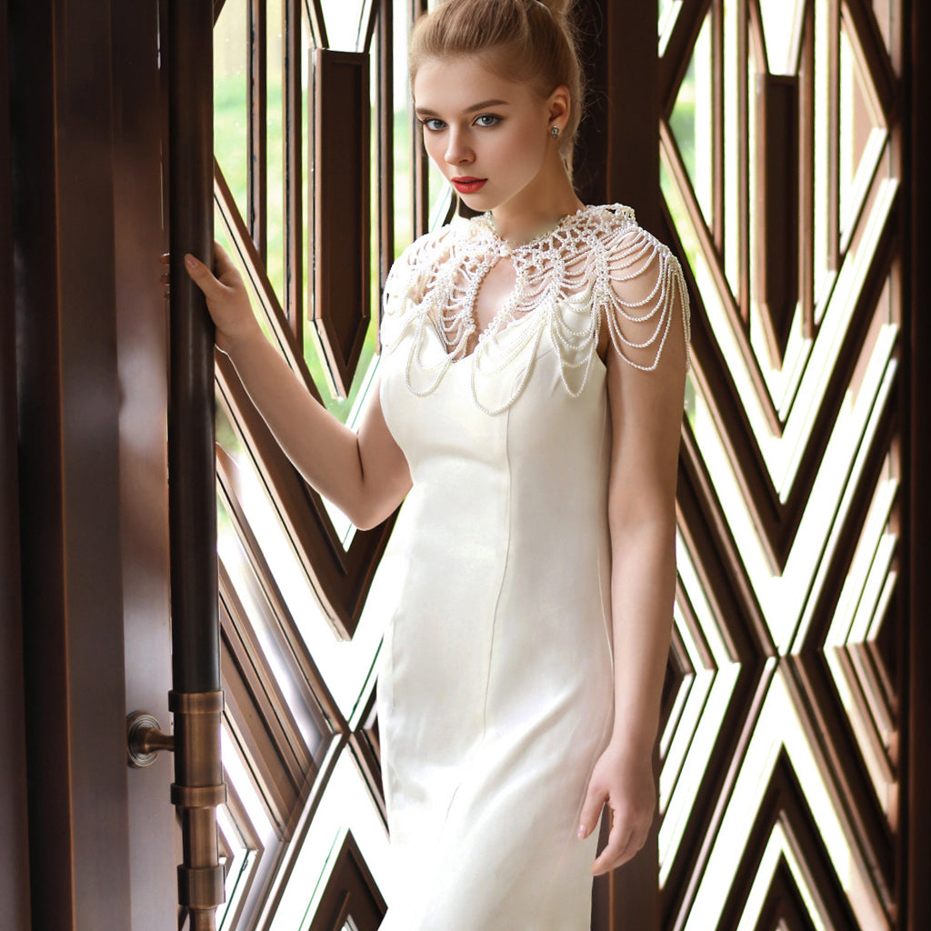 VG38 white pearl shawl