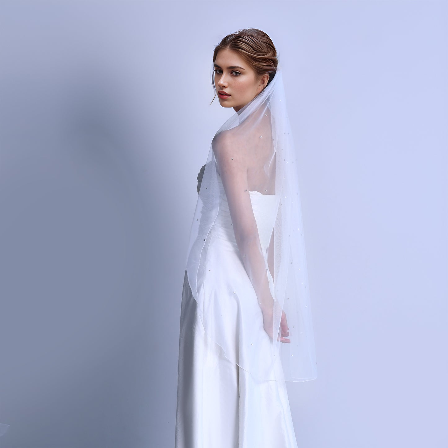 BRIDELLA BM128 Elegant Single-Layer Rhinestone Bridal Veil Simple White Edge Wedding Veil with Comb Romantic Rhinestone Veil Nylon Wedding Accessories Suitable for Bridal Weddings