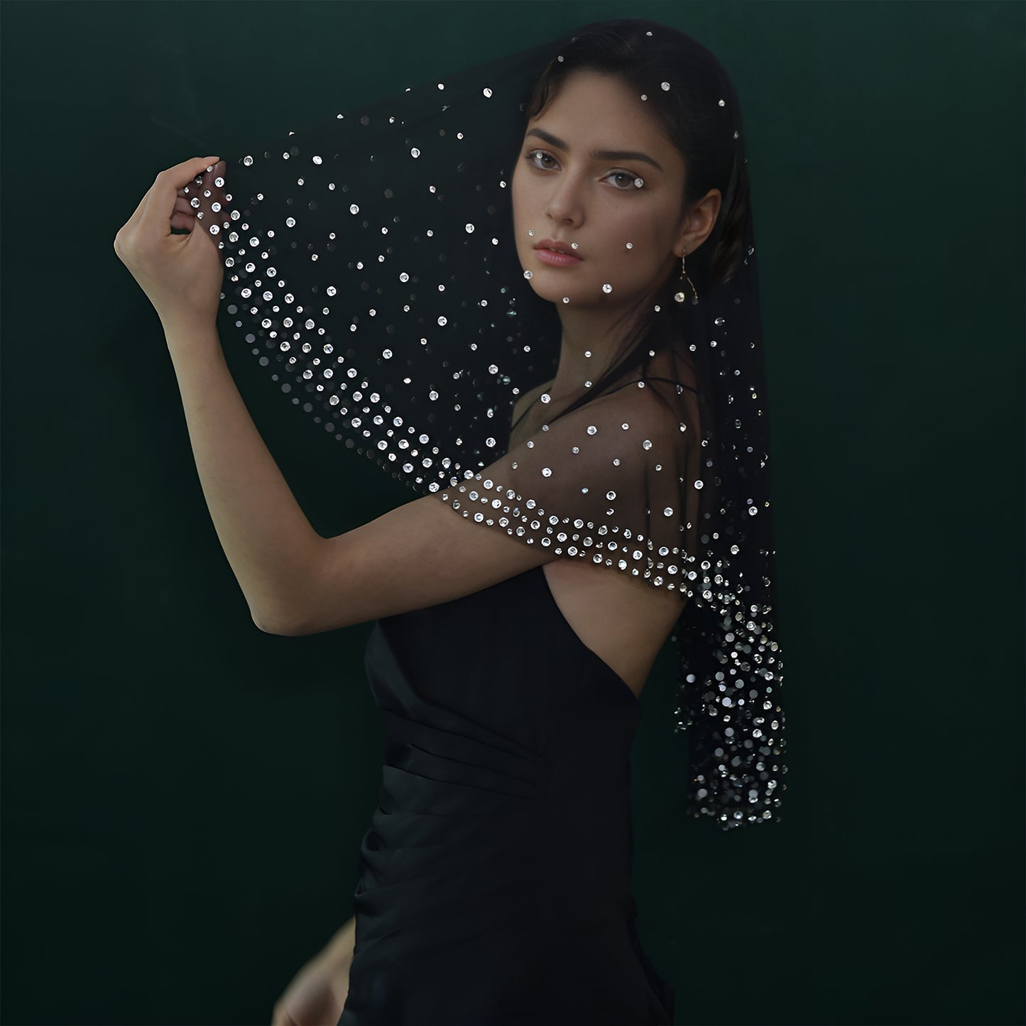 BRIDELLA BM132 Retro Single-Layer Encrypted Rhinestone Black Bridal Veil Luxurious 1-Meter-Long Wedding Veil Without Comb