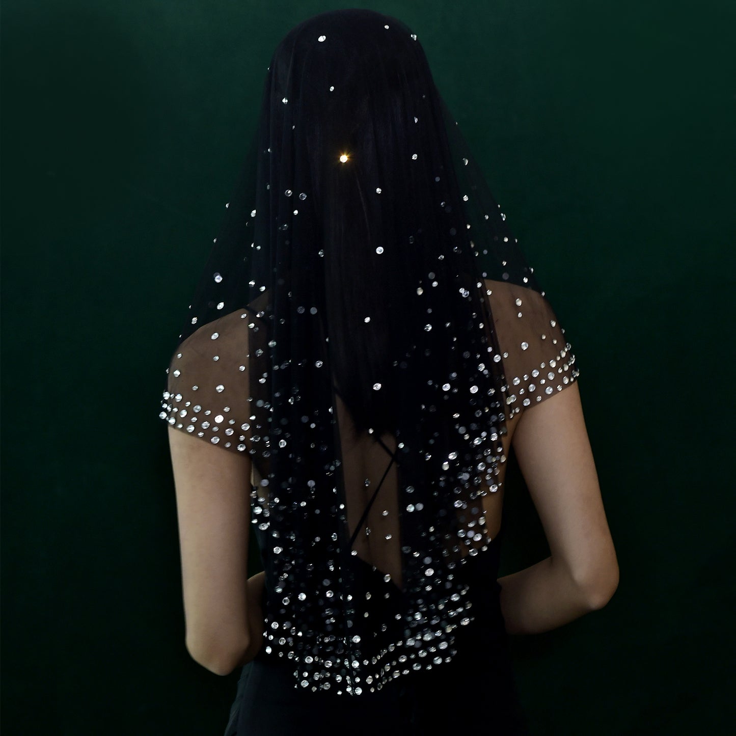 BRIDELLA BM132 Retro Single-Layer Encrypted Rhinestone Black Bridal Veil Luxurious 1-Meter-Long Wedding Veil Without Comb