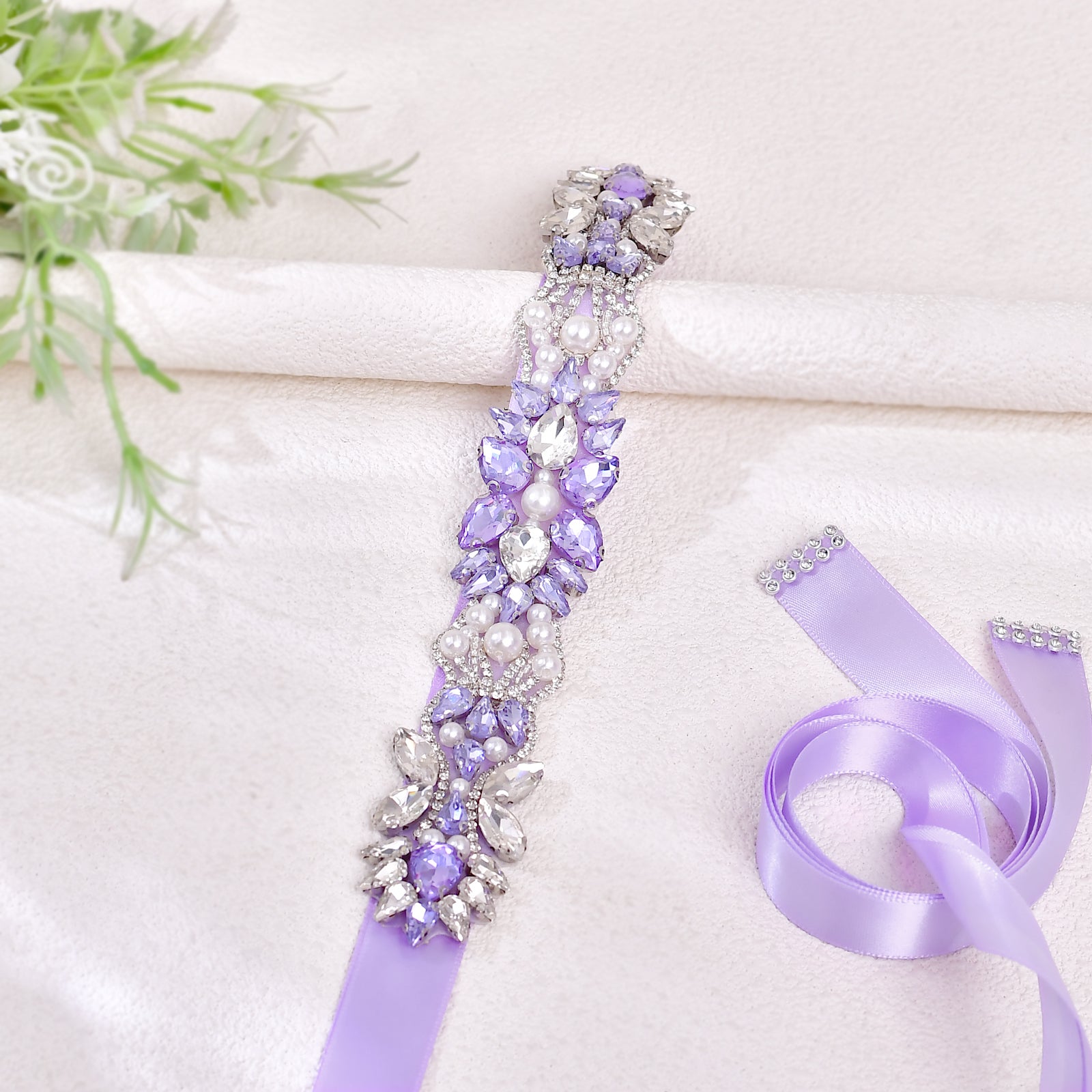 BS258-light purple lavender rhinestone pearl belt