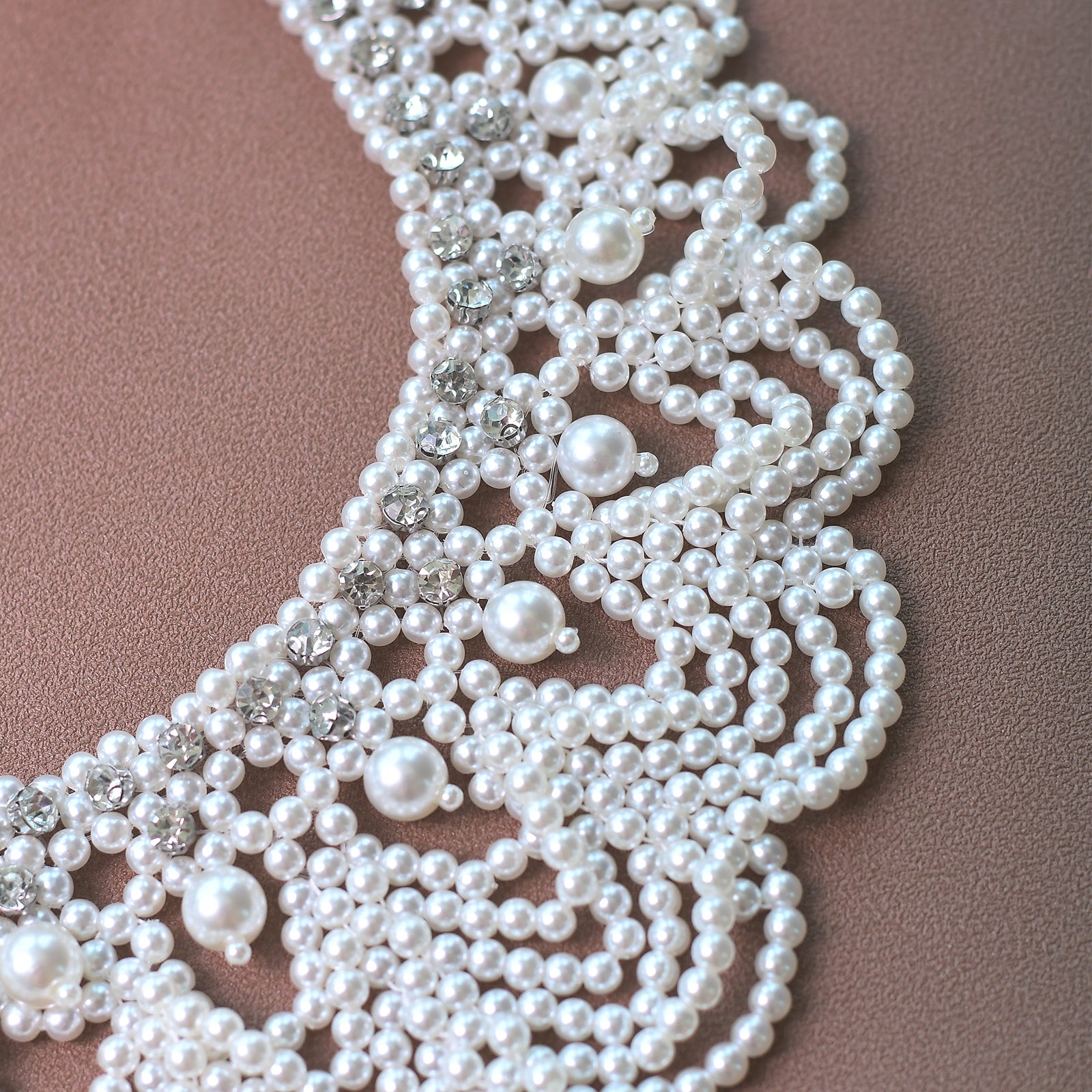 VG05-W white pearl shawl