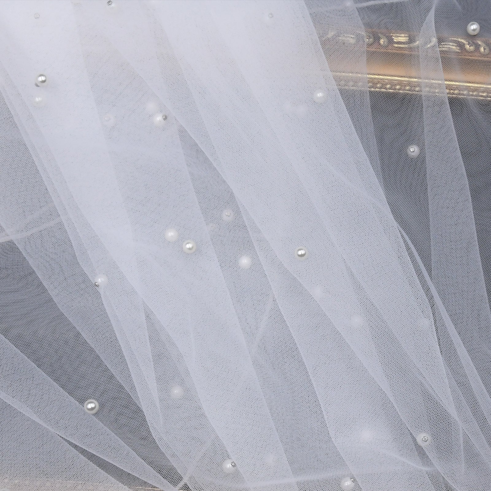 VG17A-I ivory pearl mesh shawl