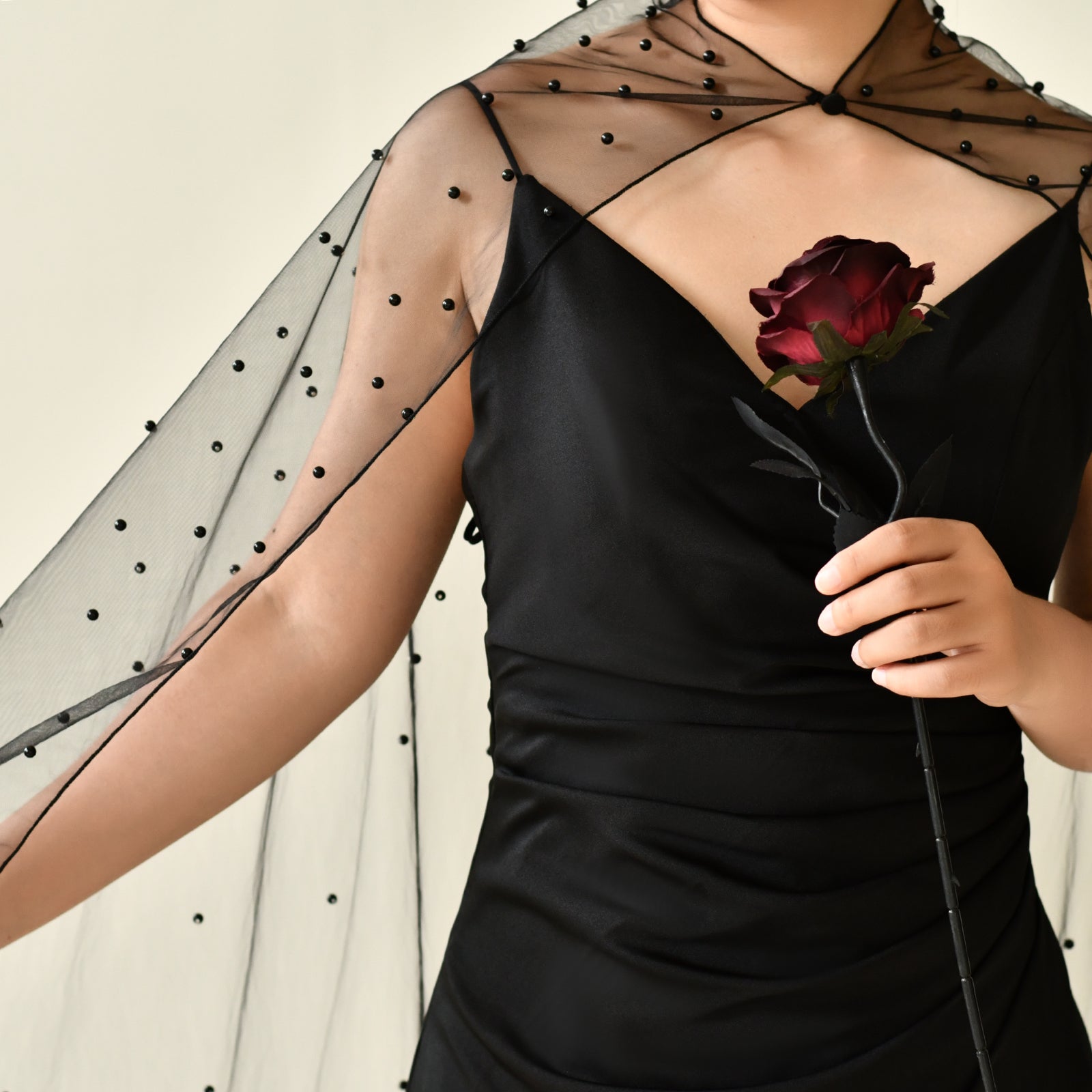 VG17A-B black pearl mesh shawl