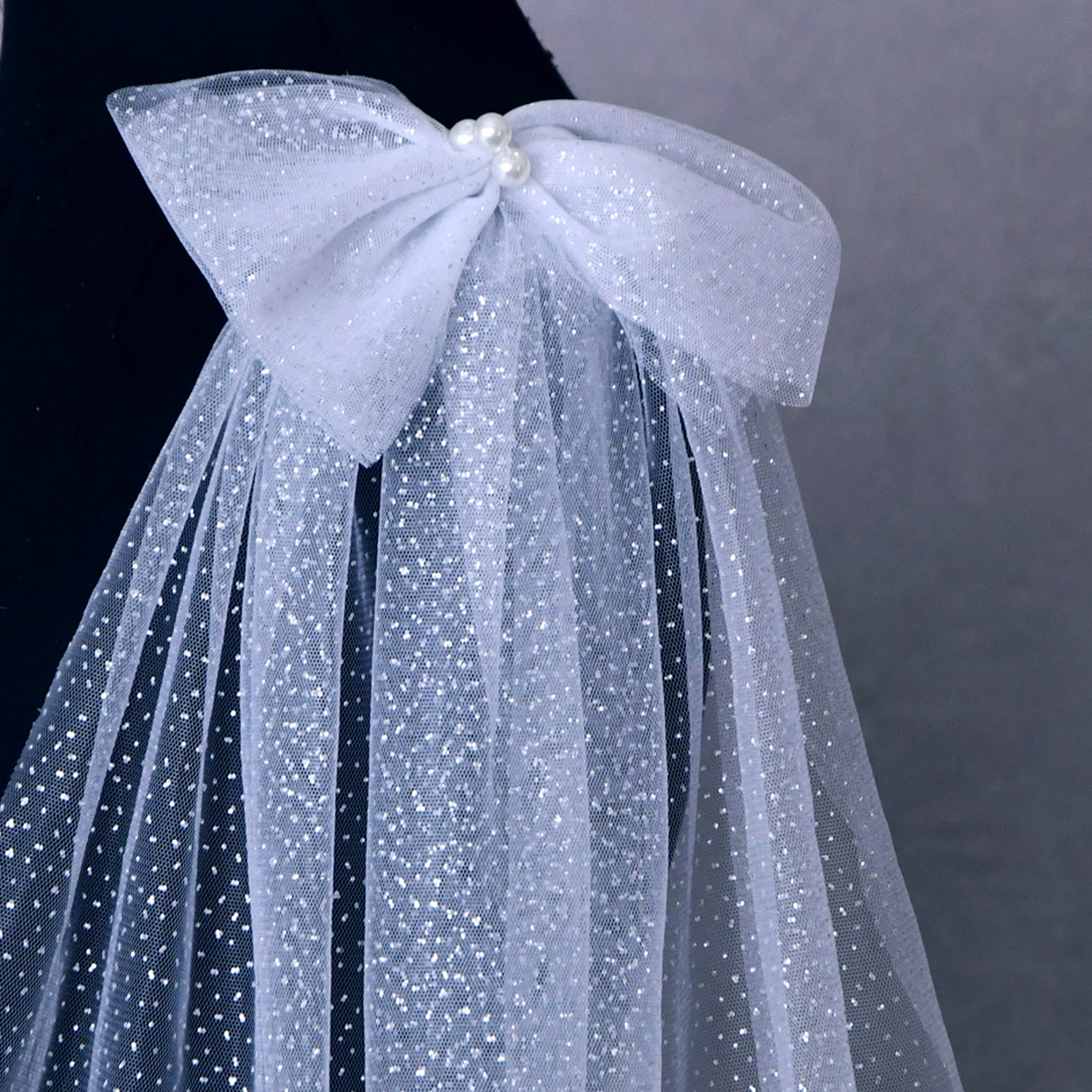 VG34-XW ivory mesh shawl