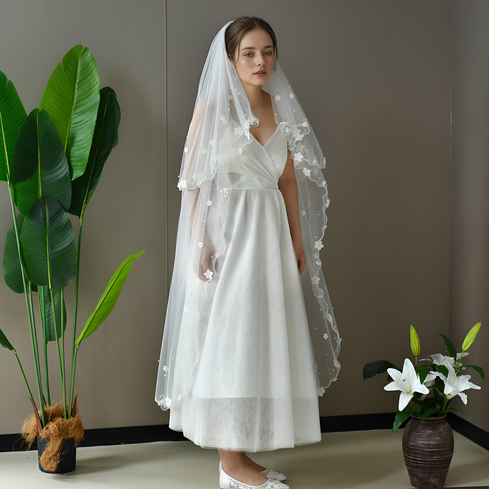 V217-I ivory pearl mesh veil