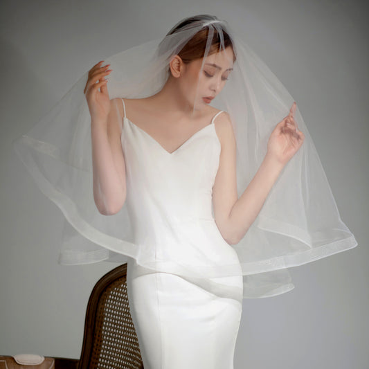 BRIDELLA BV69  Double Layer Short Fingertip Length Veil Bridal Veil Suitable For Wedding Party Registration With Hair Comb
