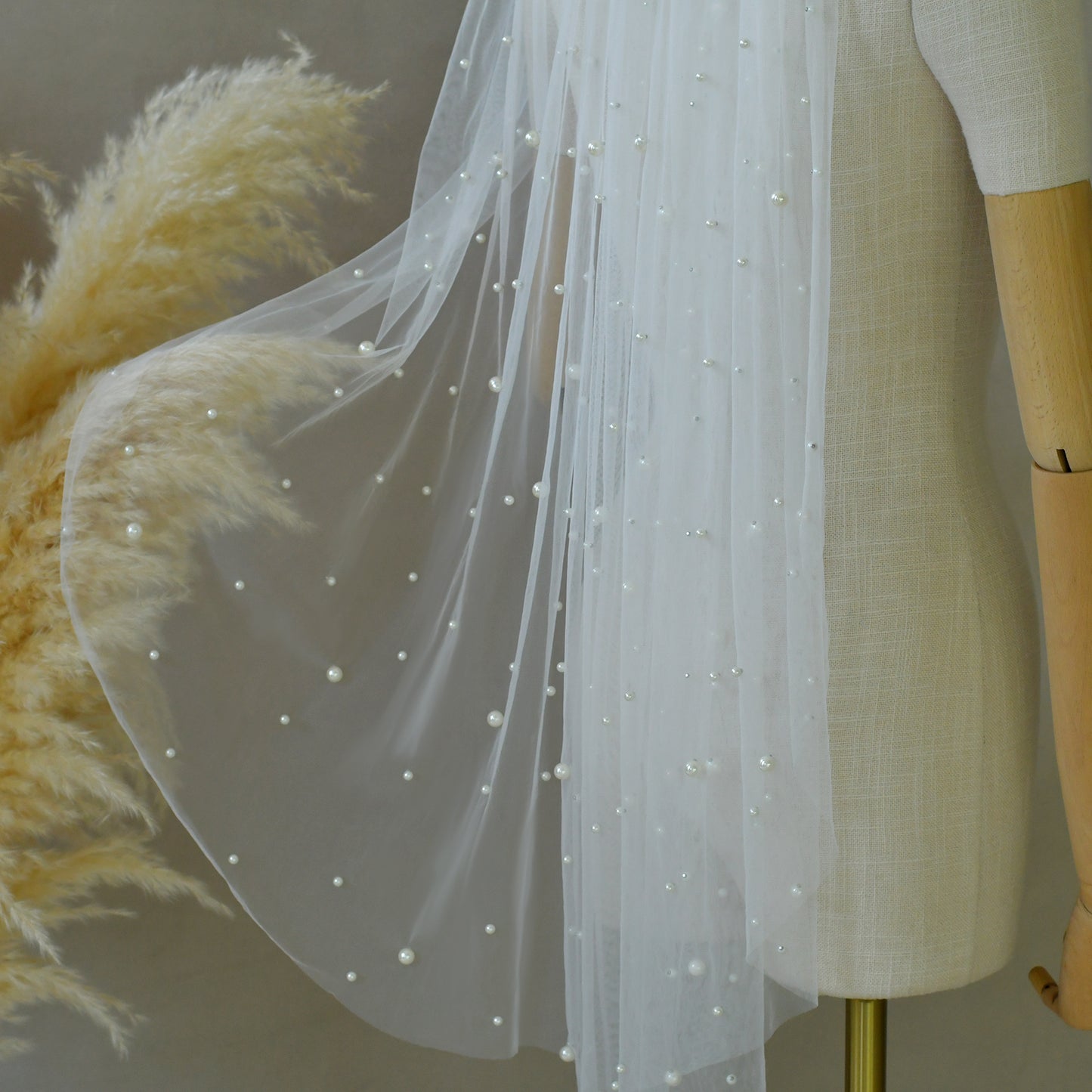 BRIDELLA BV176 1 Piece Single Layer Fingertip Length Artificial Pearl Bridal Veil Suitable For Wedding Registration Wedding Accessories Include Hair Comb