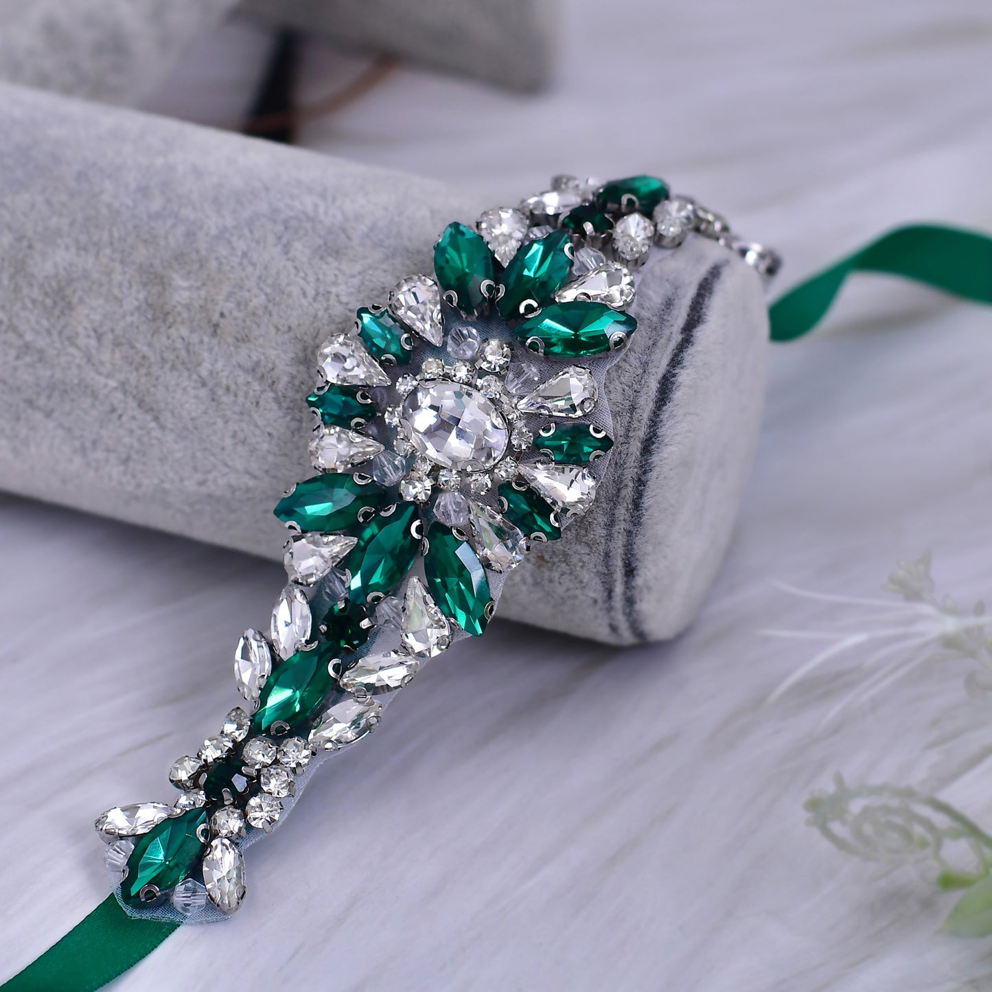 BRIDELLA BS142KL Vintage Emerald Crystal Fairy Tale Waist Accessory Extended Party And Dinner Belt
