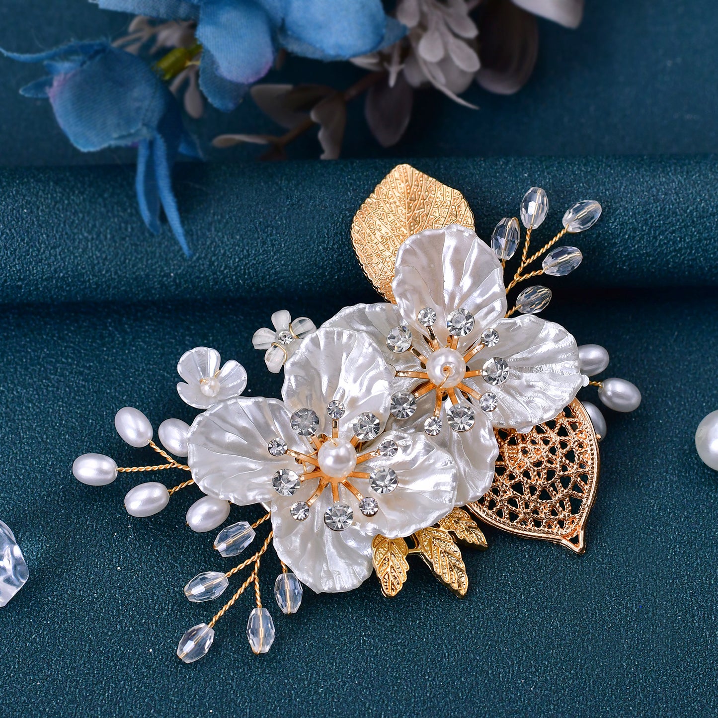 BRIDELLA BHP269 Golden Hollow Leaf Hair Clip Shell Petal Wedding Hair Accessory Handmade Bridal Headpiece Hair Clip