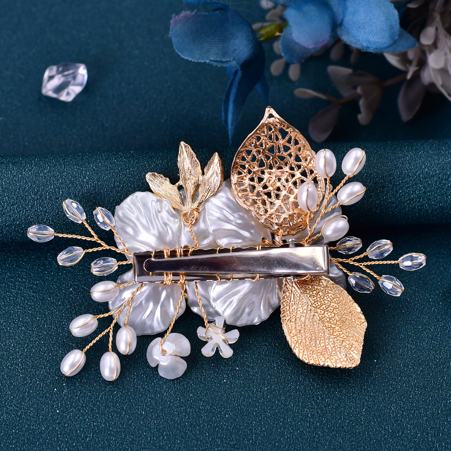 BRIDELLA BHP269 Golden Hollow Leaf Hair Clip Shell Petal Wedding Hair Accessory Handmade Bridal Headpiece Hair Clip