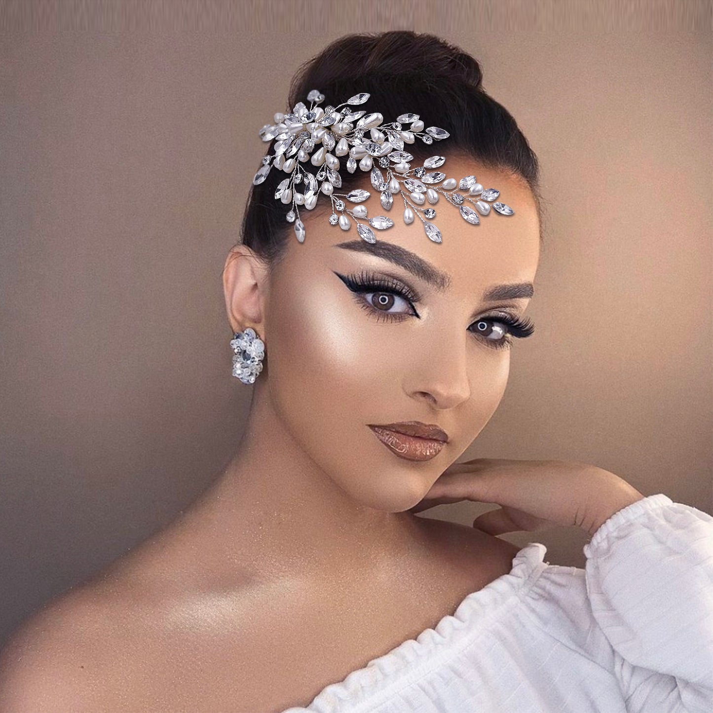 BRIDELLA BHP527 Pearl Hair Comb Accessories for Women Bridal Hair Clip Wedding Hair Accessories Crystal Bride Head Tiara Headwear