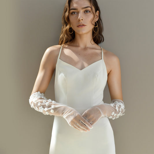 MM15-I ivory pearl mesh gloves