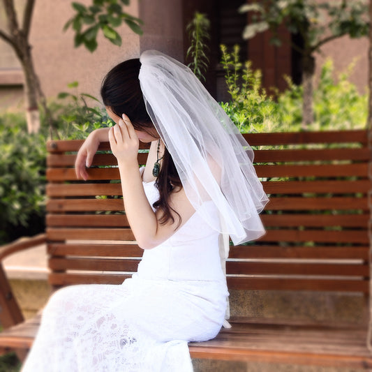BRIDELLA BV14 Single Layer Simple Style Bridal Wedding Veil Solid Color Yarn Elbow Length With Hair Comb Veil
