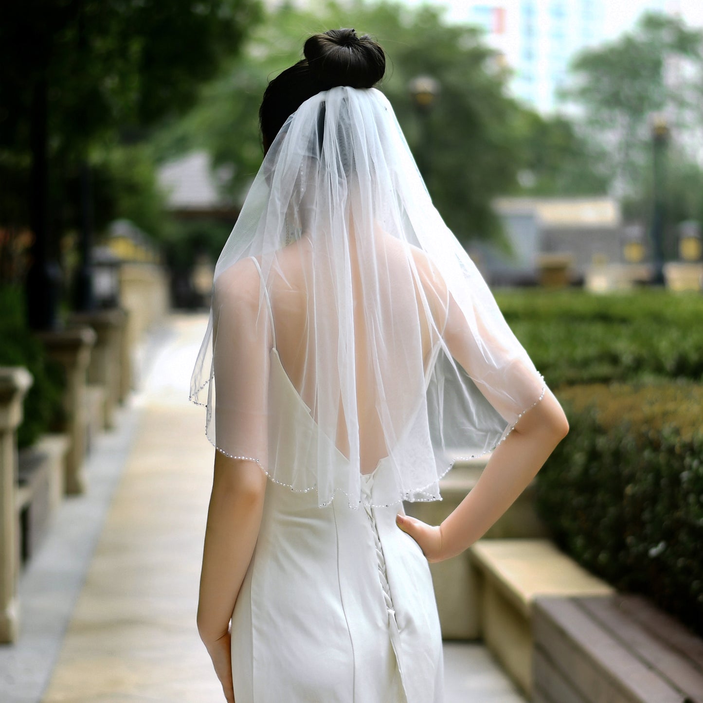 BRIDELLA BV33 Beautifully Beaded Edge Wavy Cut Veil Single Layer Elbow Length Veil With Comb Women's Wedding Veil