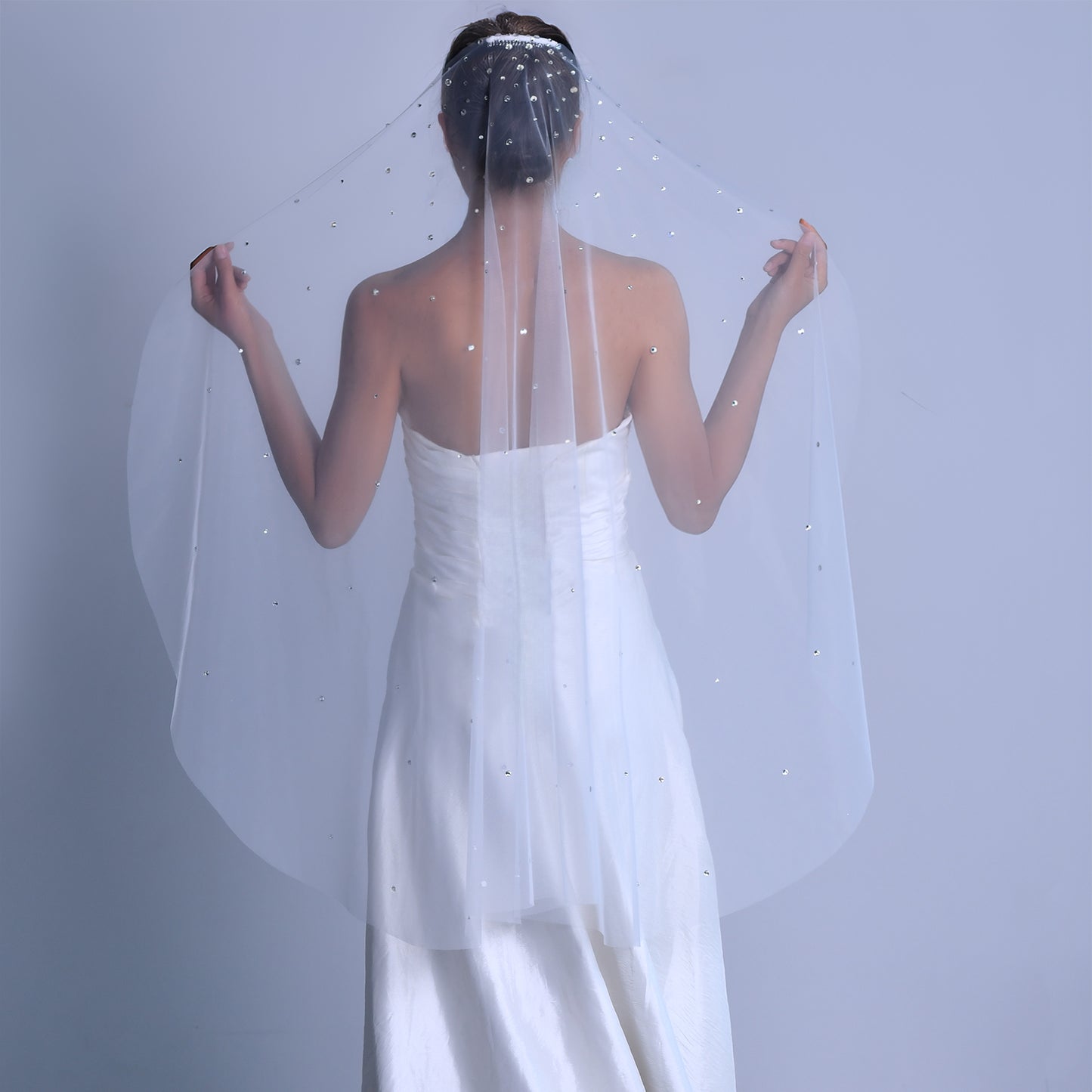 BRIDELLA BM31 Single Finger Long Rhinestones Decorated Bridal Veil White Soft Tulle Outdoor Wedding Accessories Women Dress Voile