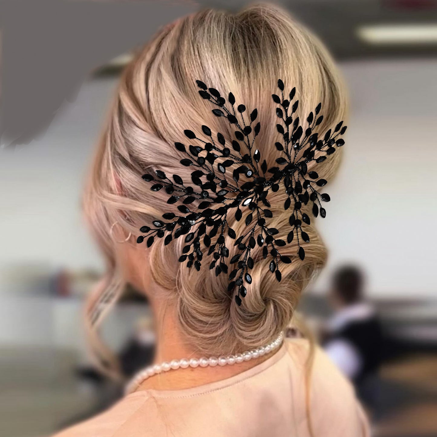 BRIDELLA BHP853 Red Trendy Rhinestone Bride Headband Green Wedding Tiara Shiny Women Hair Accessories Handmade Banquet Party Holiday Gifts Black