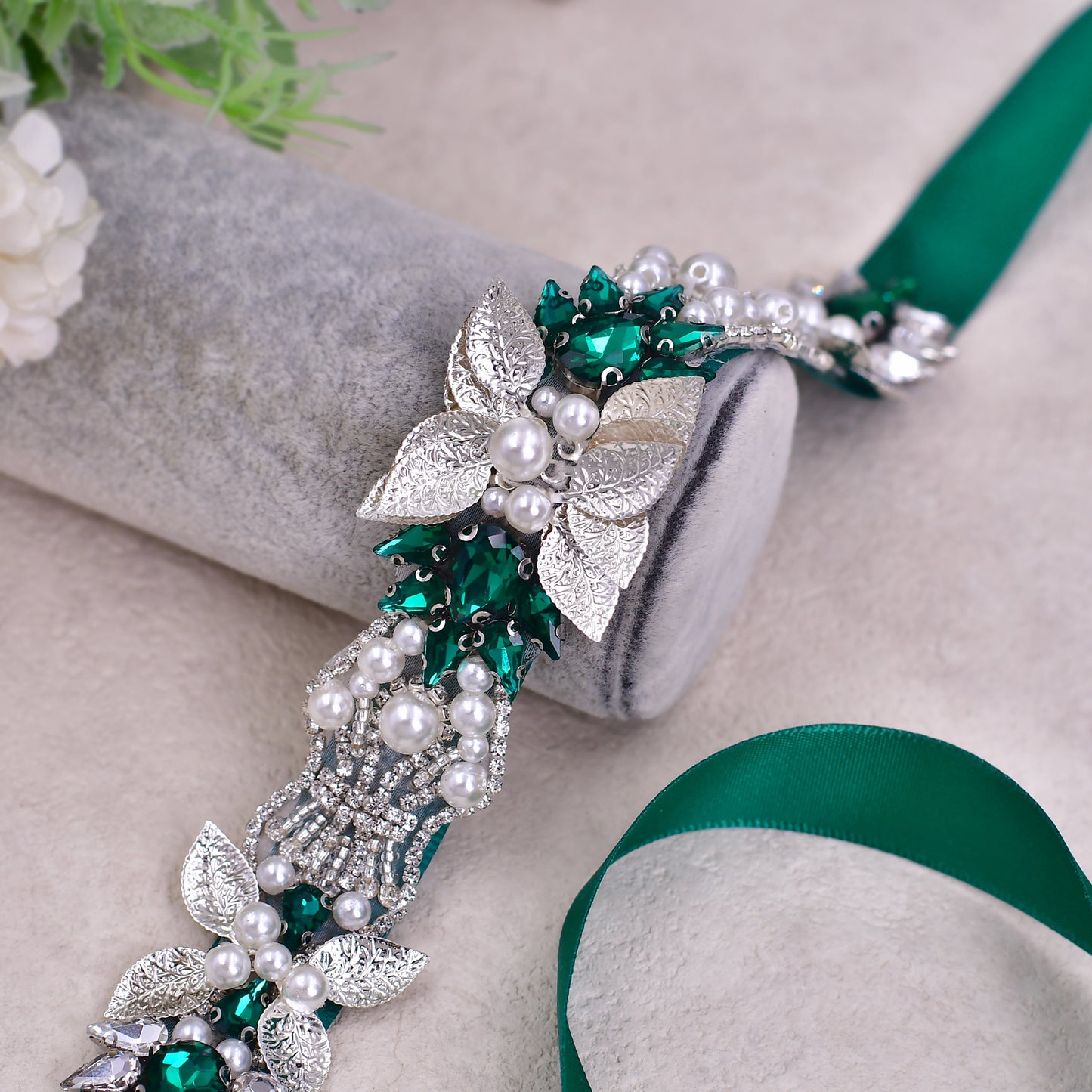 BRIDELLA BS65KL Green Strap Belt Three-Dimensional Alloy Flower Emerald Inlaid Diamond Belt Preferred Party Gif