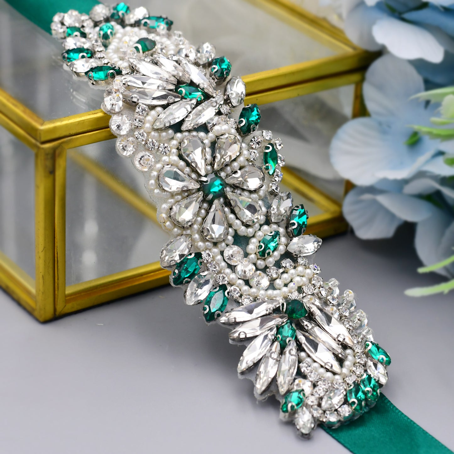 BRIDELLA BS22KL Small Niche High End Contrasting Color Design  Shiny Diamond Belt  Heavy Duty Dress Waist Accessories