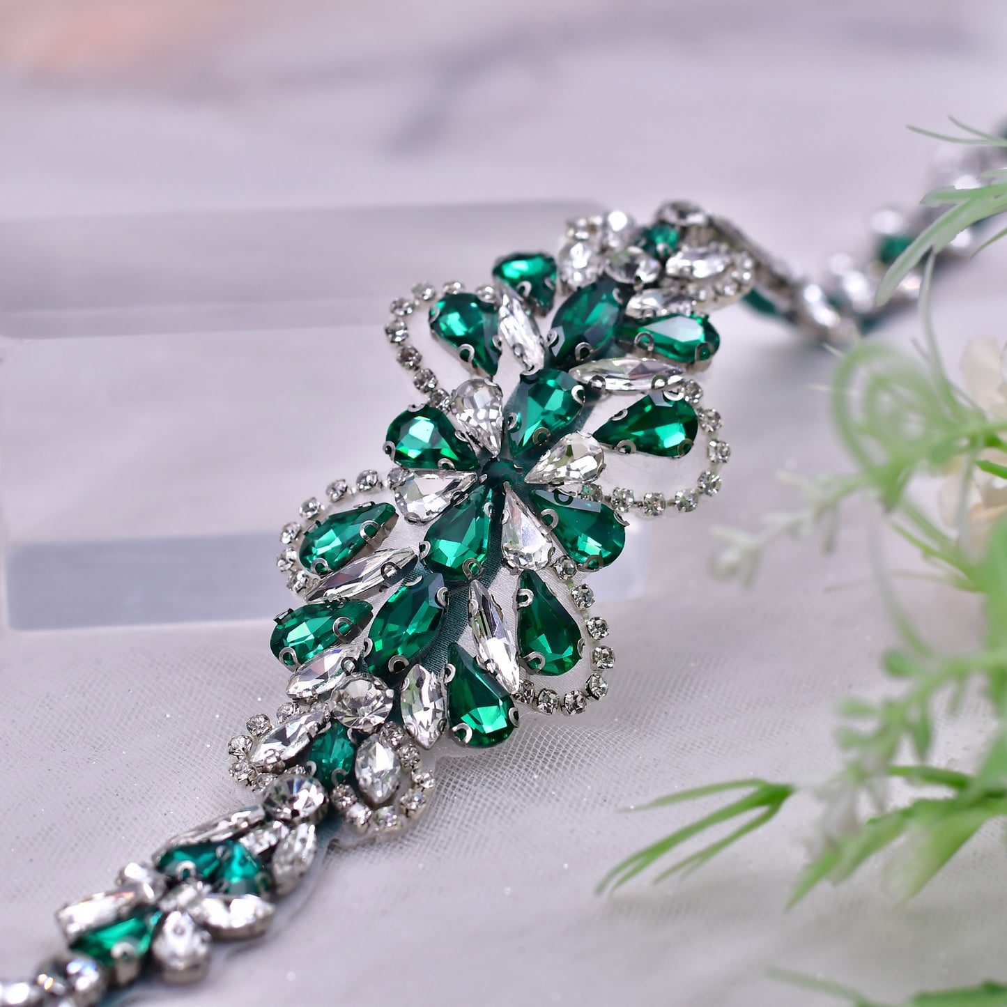 BRIDELLA BS99KL Y2k Style Waist Chain Peacock Emerald Womens Belt Exquisite Slim And Elongated Strap