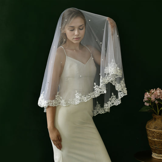 BRIDELLA BM37  Romantic White Lace With Pearl Single-Layer Veil Wedding Accessory Hairless Comb Available For Customization